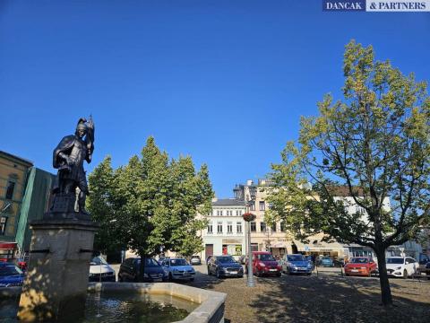 Pronájem kanceláře, Frýdek-Místek - Frýdek, Zámecké nám., 84 m2