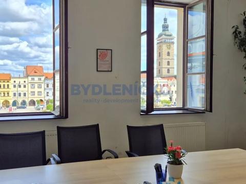 Pronájem kanceláře, České Budějovice, nám. Přemysla Otakara II., 63 m2