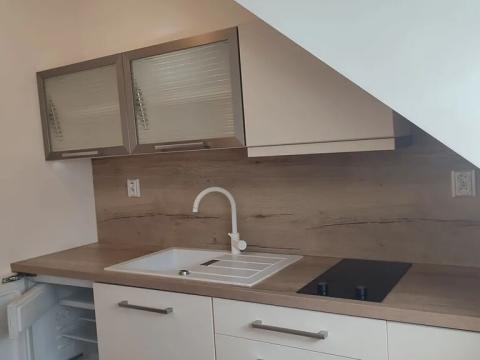 Pronájem bytu 2+1, Frýdek-Místek, Ostravská, 49 m2