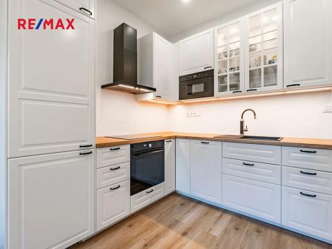 Pronájem bytu 3+kk, Praha - Libeň, Františka Kadlece, 61 m2