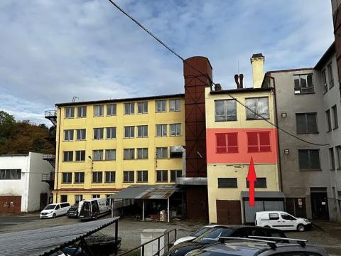 Pronájem výrobních prostor, Třebíč, V. Nezvala, 102 m2