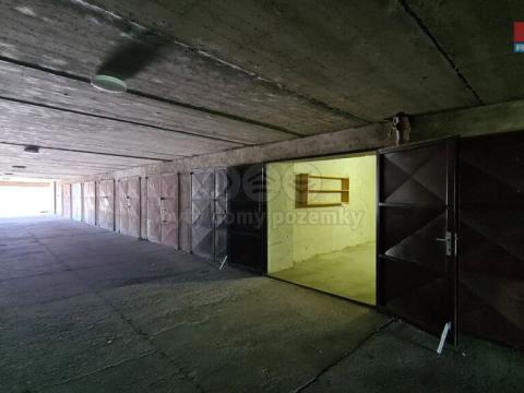 Pronájem garáže, Nymburk, Topolová, 30 m2