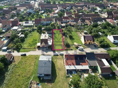 Prodej pozemku pro bydlení, Hrušovany u Brna, 565 m2