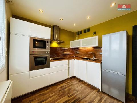Pronájem bytu 1+1, Klatovy - Klatovy III, Zahradní, 40 m2