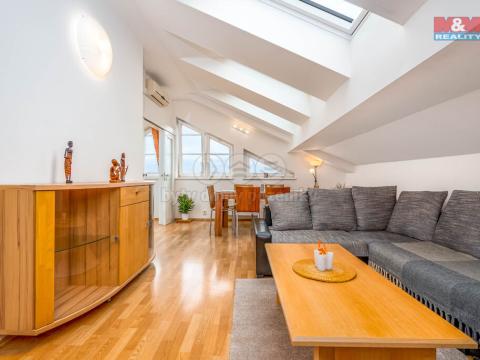 Prodej bytu 2+1, Praha - Kyje, Lipnická, 75 m2