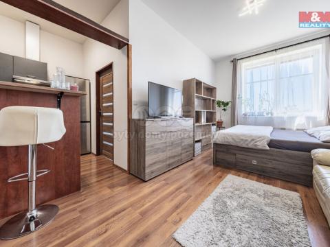 Prodej bytu 2+kk, Milovice - Mladá, Topolová, 46 m2