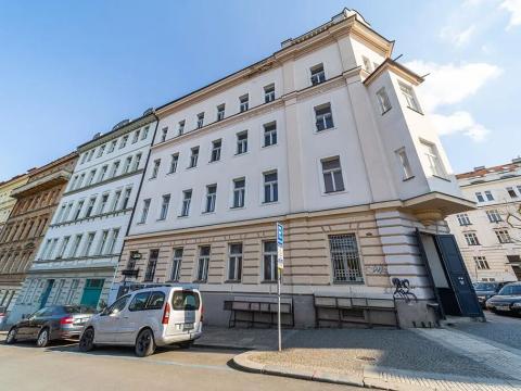 Pronájem bytu 1+kk, Praha - Holešovice, Kamenická, 12 m2