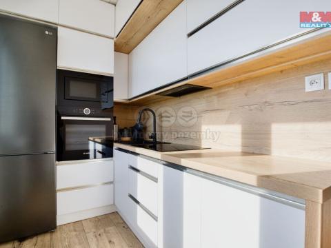 Prodej bytu 2+1, Chomutov, Skalková, 51 m2