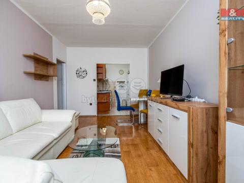 Pronájem bytu 2+kk, Praha - Kamýk, Pšenčíkova, 42 m2