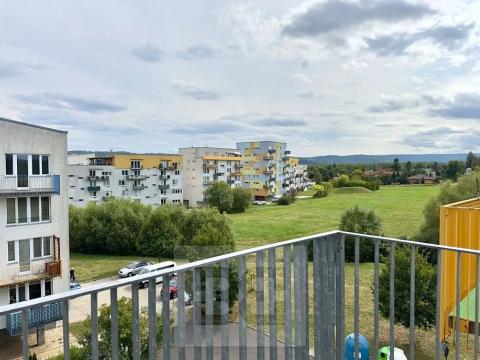 Pronájem bytu 1+kk, Karlovy Vary, Kryzánkova, 31 m2