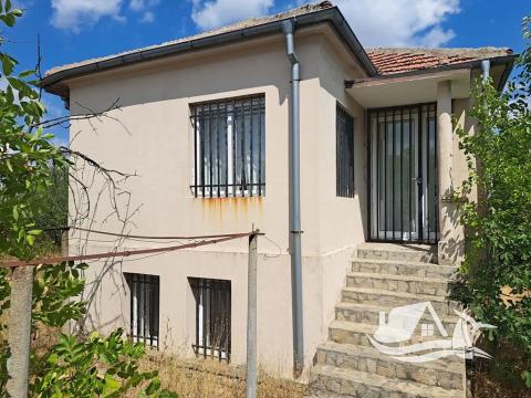 Prodej rodinného domu, Karnobat, Bulharsko, 110 m2
