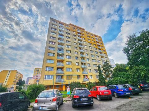 Pronájem bytu 2+kk, Kralupy nad Vltavou, sídl. Hůrka, 40 m2