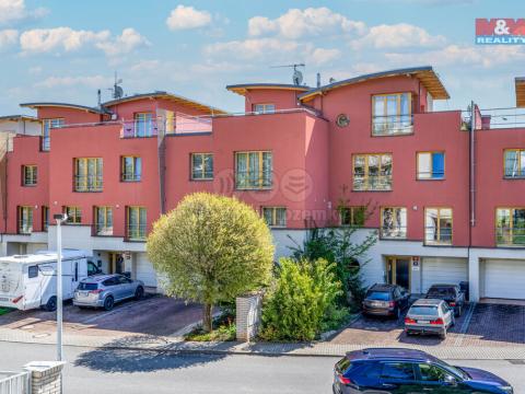 Prodej rodinného domu, Praha - Stodůlky, Klausova, 367 m2