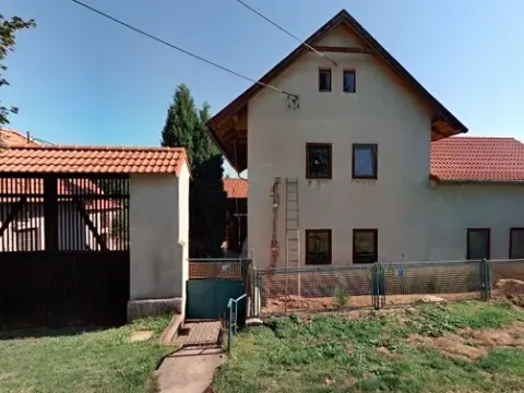 Dražba rodinného domu, Kanina, 256 m2