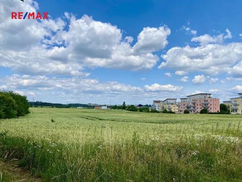 Prodej pole, Praha, 2739 m2