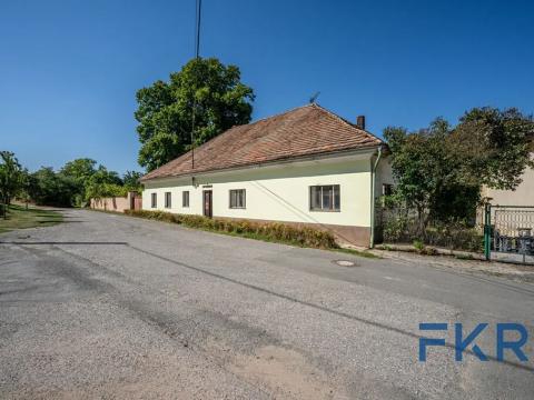 Prodej rodinného domu, Dřínov, 209 m2