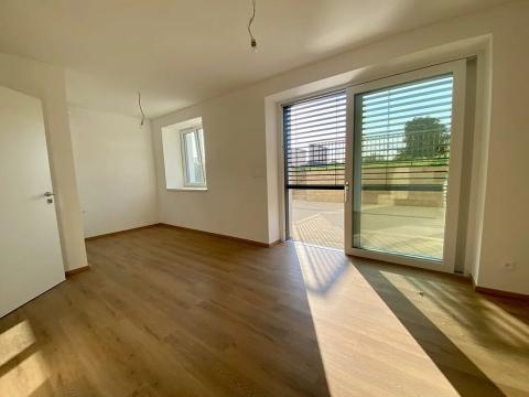 Prodej bytu 1+kk, Rostěnice-Zvonovice, 48 m2