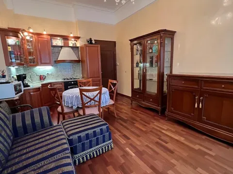 Prodej bytu 2+kk, Karlovy Vary, Sadová, 48 m2