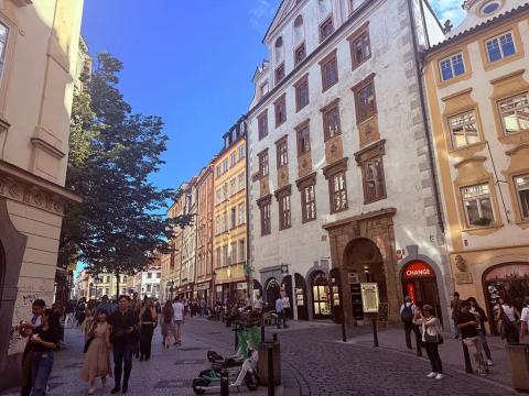 Pronájem činžovního domu, Praha - Staré Město, 392 m2