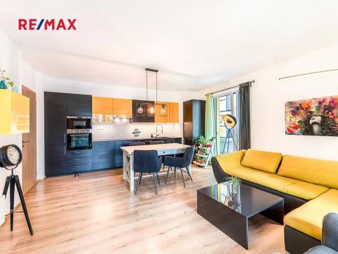 Prodej bytu 3+kk, Praha - Malešice, Počernická, 83 m2