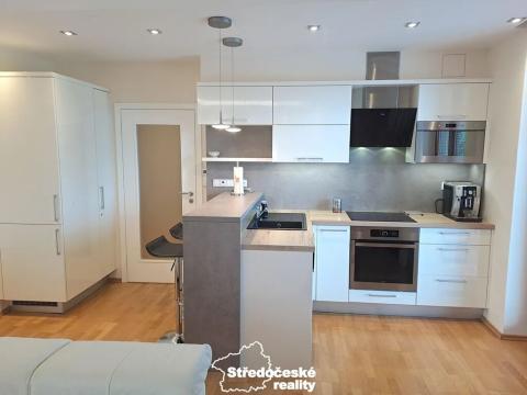 Pronájem bytu 2+kk, Praha - Hostavice, Vidlák, 58 m2