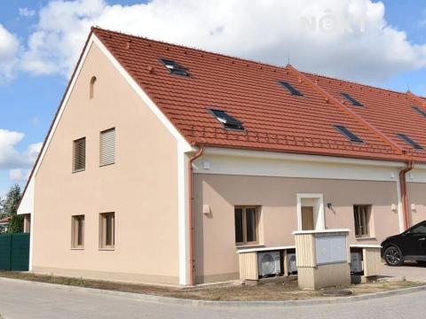Pronájem bytu 3+kk, Lednice, Na Zahradách, 67 m2
