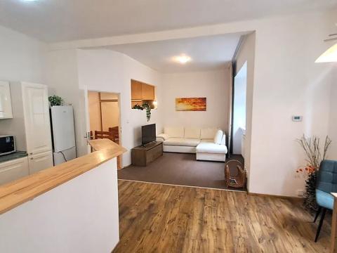 Pronájem bytu 2+kk, Praha - Libeň, Na Rokytce, 50 m2