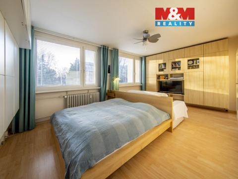 Pronájem bytu 1+kk, Praha - Čimice, Ouholická, 36 m2