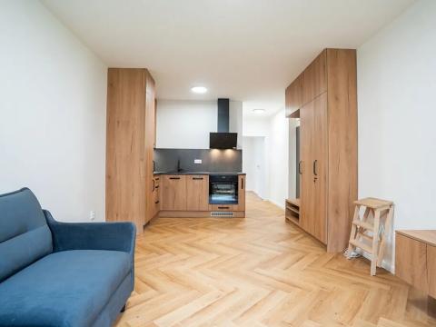 Pronájem bytu 2+kk, Mikulov, Zd. Nejedlého, 38 m2