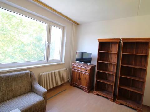 Pronájem bytu 1+1, Karlovy Vary, U Koupaliště, 26 m2