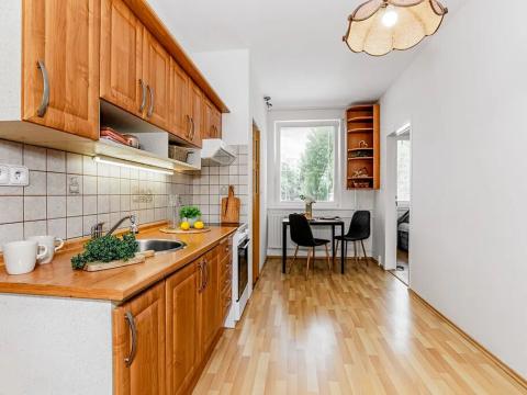 Pronájem bytu 3+1, České Budějovice, Netolická, 69 m2