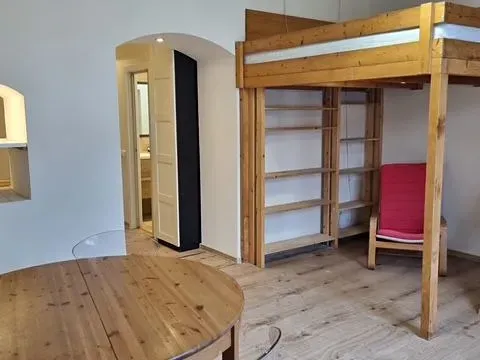 Pronájem bytu 1+kk, Praha - Vinohrady, Na Folimance, 34 m2