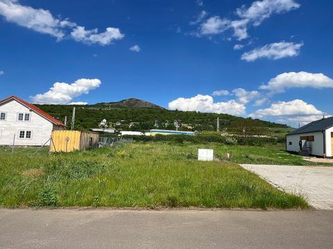 Prodej pozemku, Píšťany, 852 m2