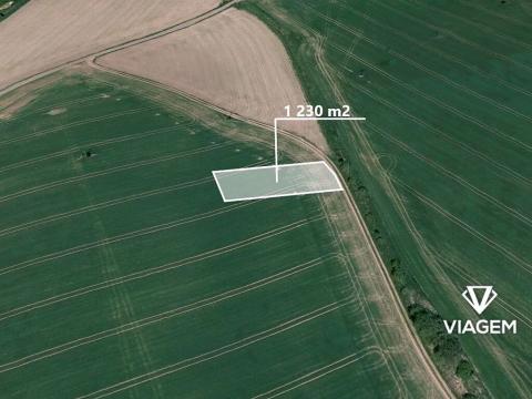 Prodej podílu pole, Počenice-Tetětice, 922 m2