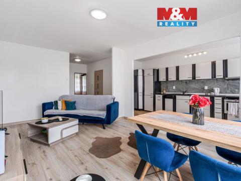 Prodej bytu 3+1, Krupka - Maršov, Dukelských hrdinů, 68 m2