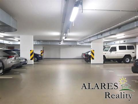 Pronájem garážového stání, Praha - Stodůlky, Raichlova, 15 m2