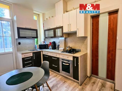 Prodej bytu 3+1, Ostrava - Přívoz, Gebauerova, 84 m2