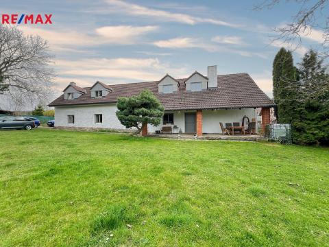 Prodej rodinného domu, Klučenice, 175 m2