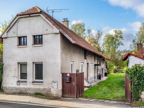 Prodej rodinného domu, Dománovice, 213 m2