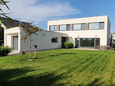 Pronájem rodinného domu, Horoměřice, Jasanová, 200 m2