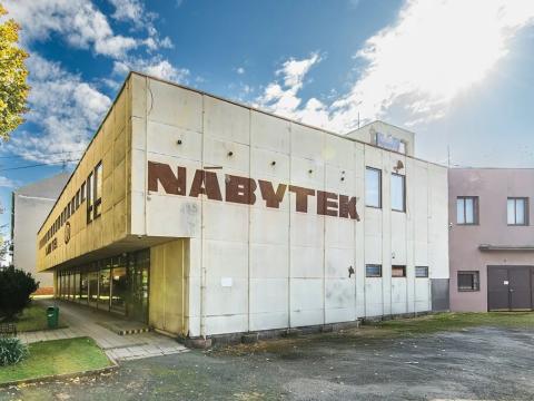 Prodej obchodního prostoru, Kolín, Sladkovského, 1465 m2