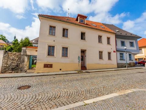 Prodej činžovního domu, Kutná Hora, Jánské náměstí, 245 m2