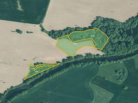 Prodej pole, Kestřany, 19814 m2