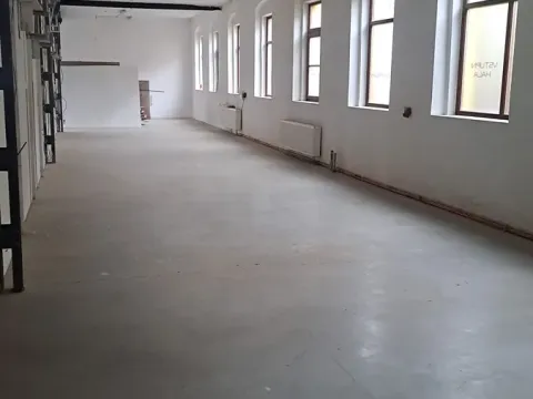 Pronájem obchodního prostoru, Cheb, Pekařská, 400 m2