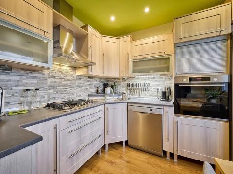 Prodej bytu 4+1, Trutnov, Sněženková, 90 m2