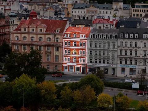 Prodej činžovního domu, Karlovy Vary, náměstí Republiky, 672 m2