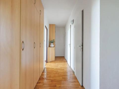 Prodej bytu 3+1, Praha - Kobylisy, Mirovická, 74 m2