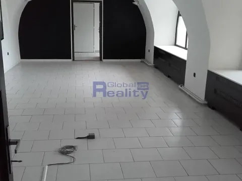 Pronájem obchodního prostoru, Hradec Králové, Pražská třída, 60 m2