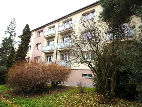 Pronájem bytu 3+1, Praha - Podolí, Gončarenkova, 82 m2