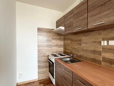 Pronájem bytu 2+kk, Most, Františka Malíka, 40 m2